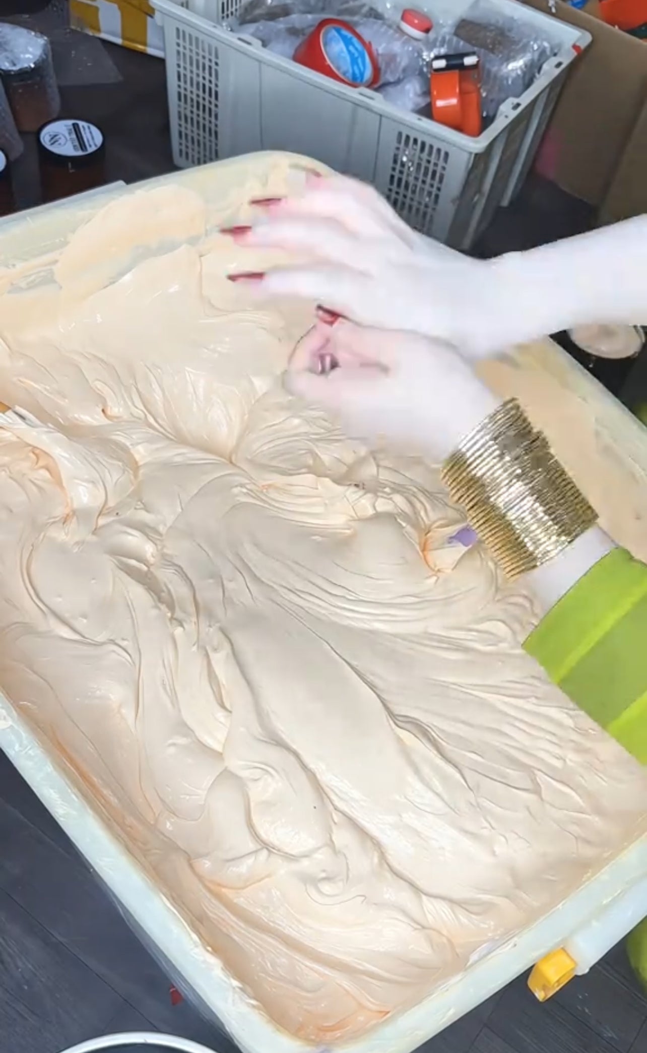 Zafrani glow cream [ buy 1 get 1 free ]